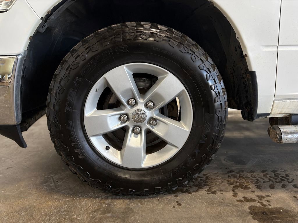 Used 2019 RAM 1500 ST w/ SXT Appearance Group image 32