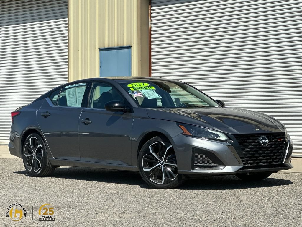 Used 2024 Nissan Altima 2.5 SR FWD image 1