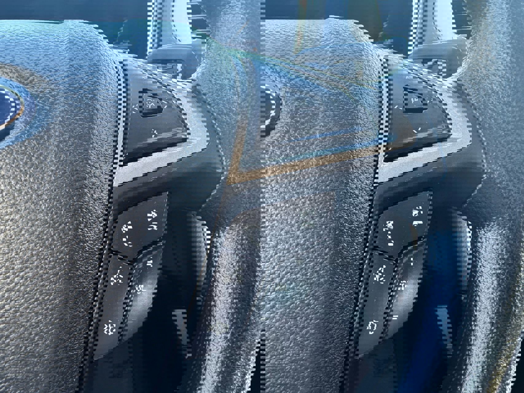 Used 2017 Ford Fusion S image 18