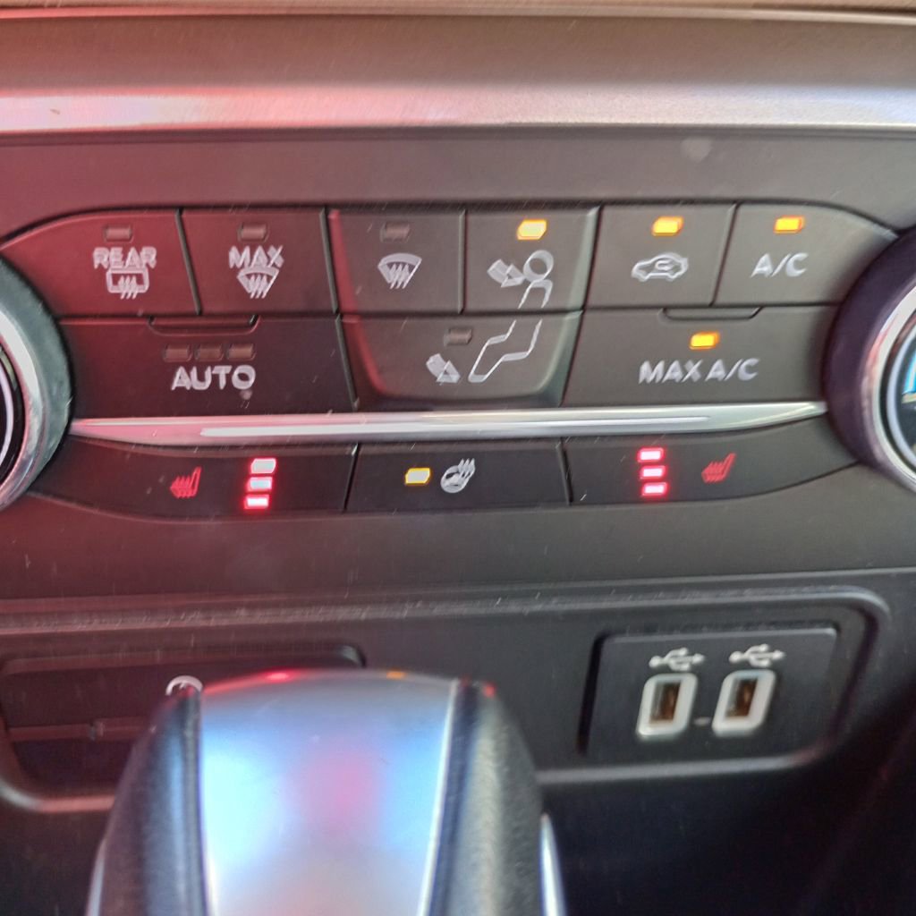 Used 2020 Ford EcoSport Titanium image 13