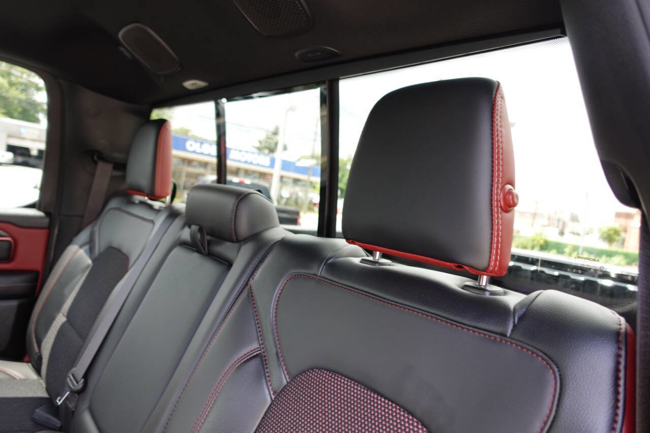 Used 2025 RAM 1500 Rebel image 24