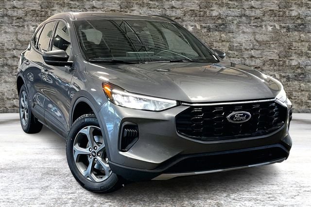 New 2026 Ford Escape ST-Line w/ Tech Pack #1