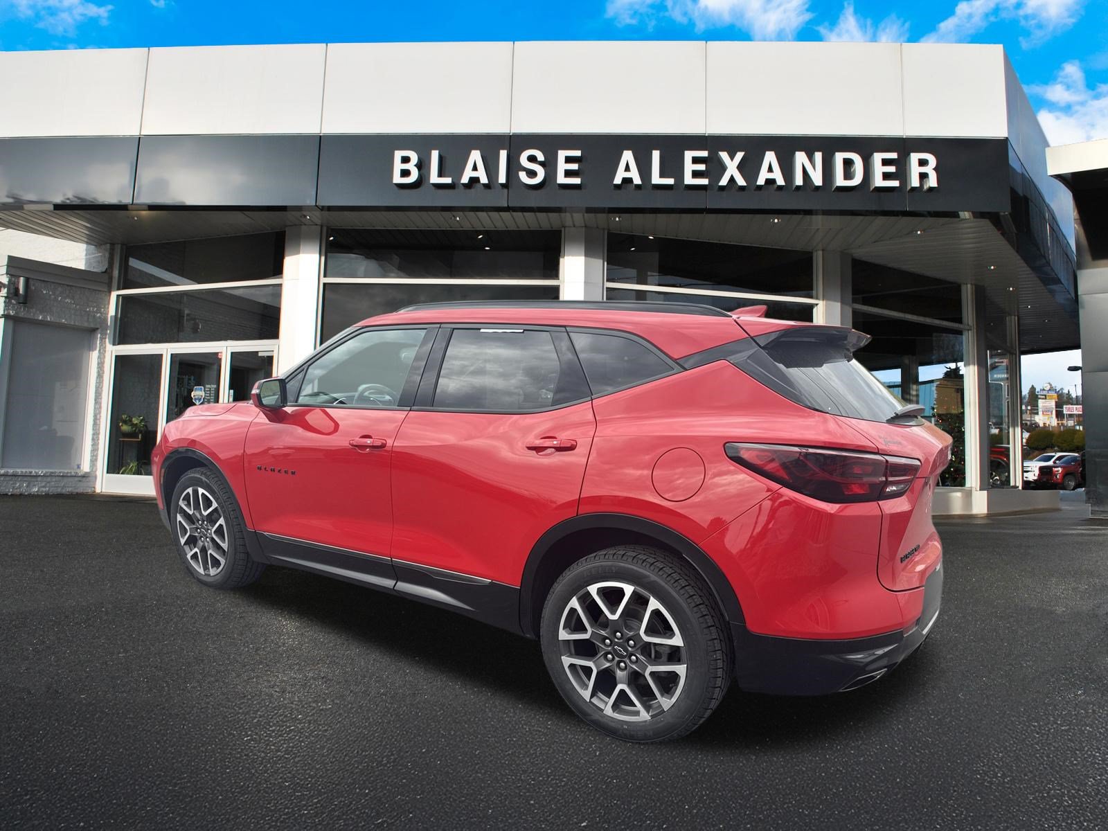 Used 2023 Chevrolet Blazer RS w/ Enhanced Convenience Package AWD/4WD image 6