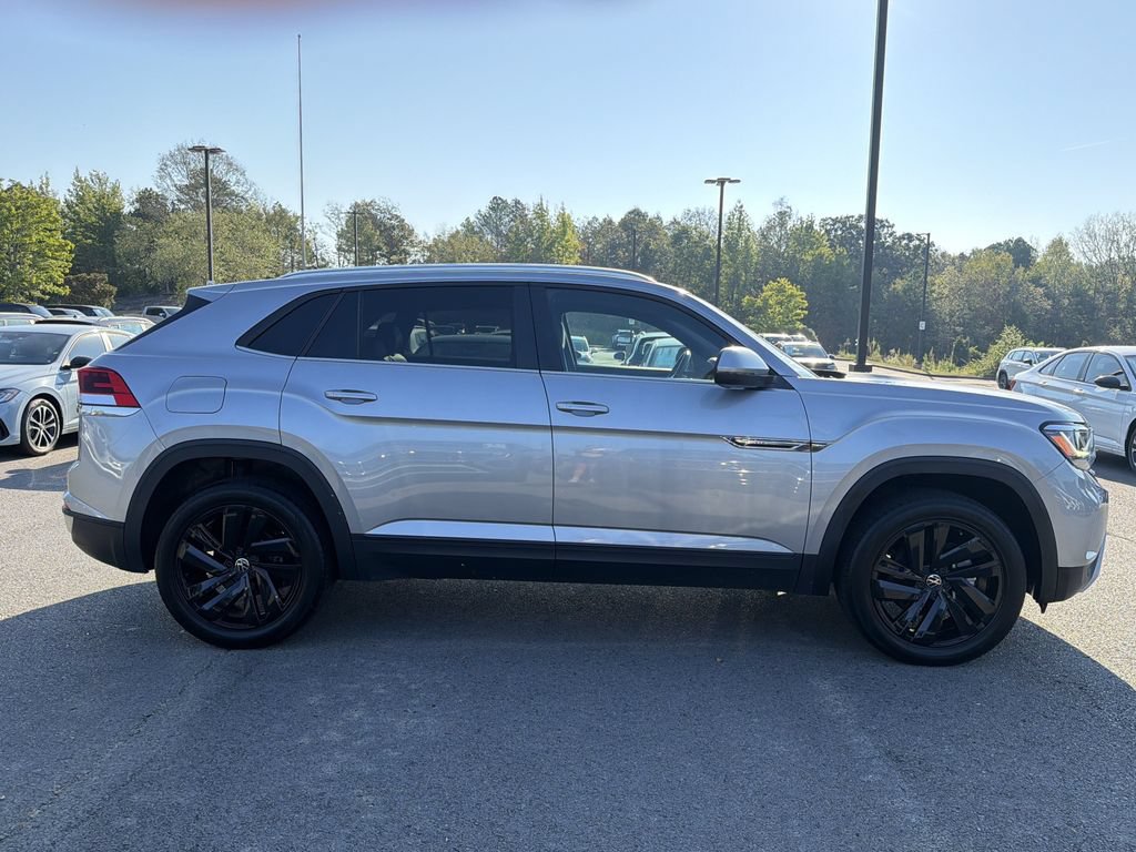 Used 2023 Volkswagen Atlas Cross Sport SE FWD image 6