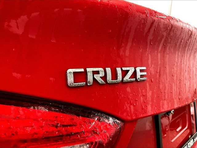 Used 2018 Chevrolet Cruze LS FWD image 14