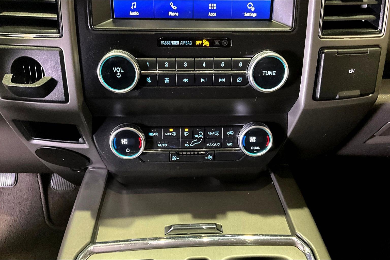 Used 2021 Ford Expedition XLT AWD/4WD image 16