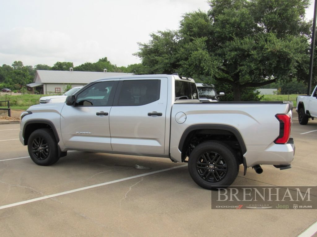 Used 2025 Toyota Tundra SR5 AWD/4WD image 6