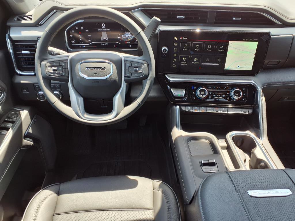 New 2025 GMC Sierra 2500 Denali w/ Denali Reserve Package image 4