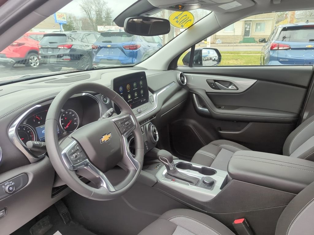 Certified 2024 Chevrolet Blazer LT w/ Convenience Package image 20