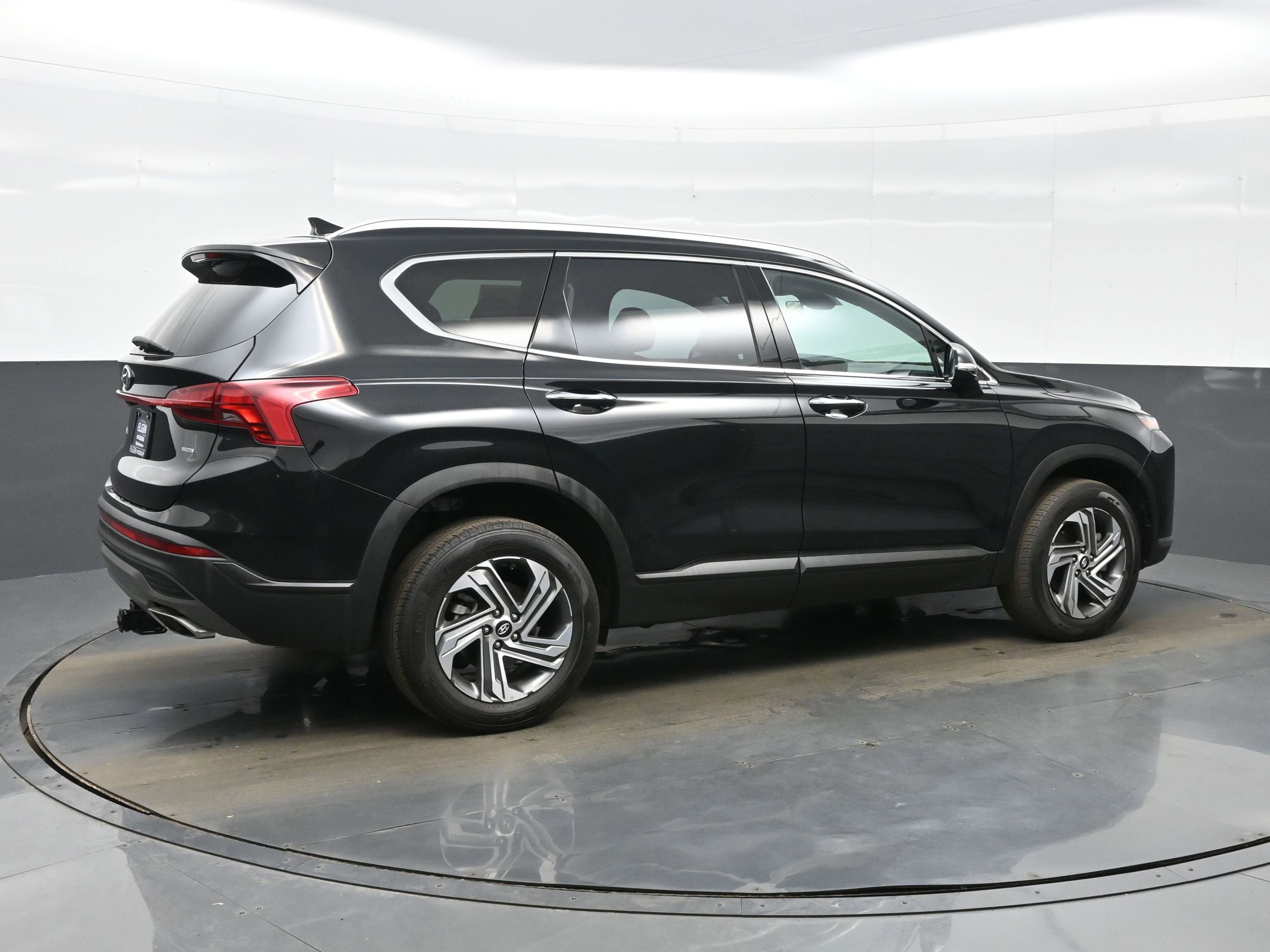 Certified 2023 Hyundai Santa Fe SEL image 6