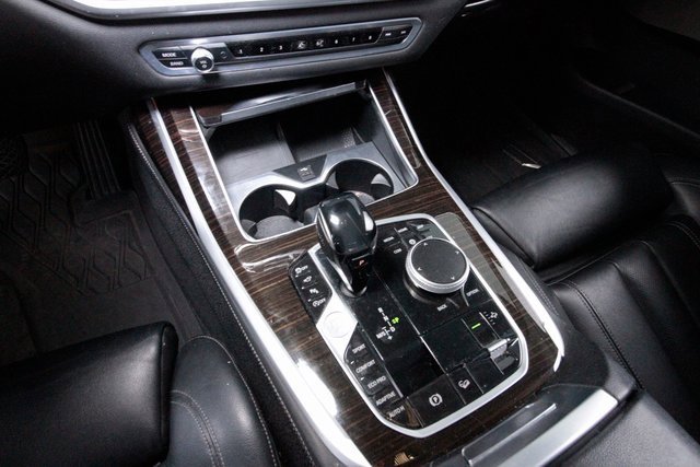 Used 2020 BMW X7 xDrive40i w/ Cold Weather Package image 16