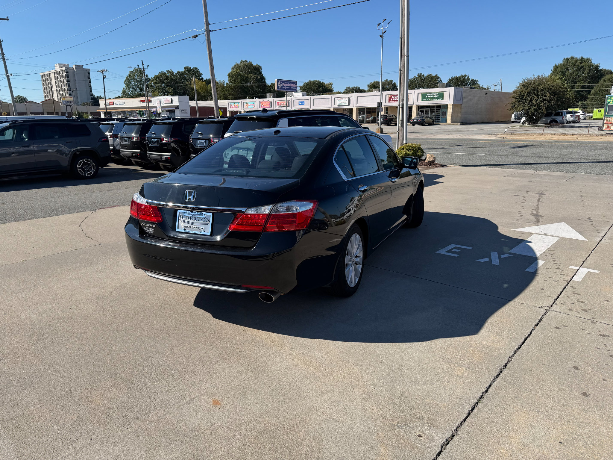 Used 2015 Honda Accord EX-L image 5