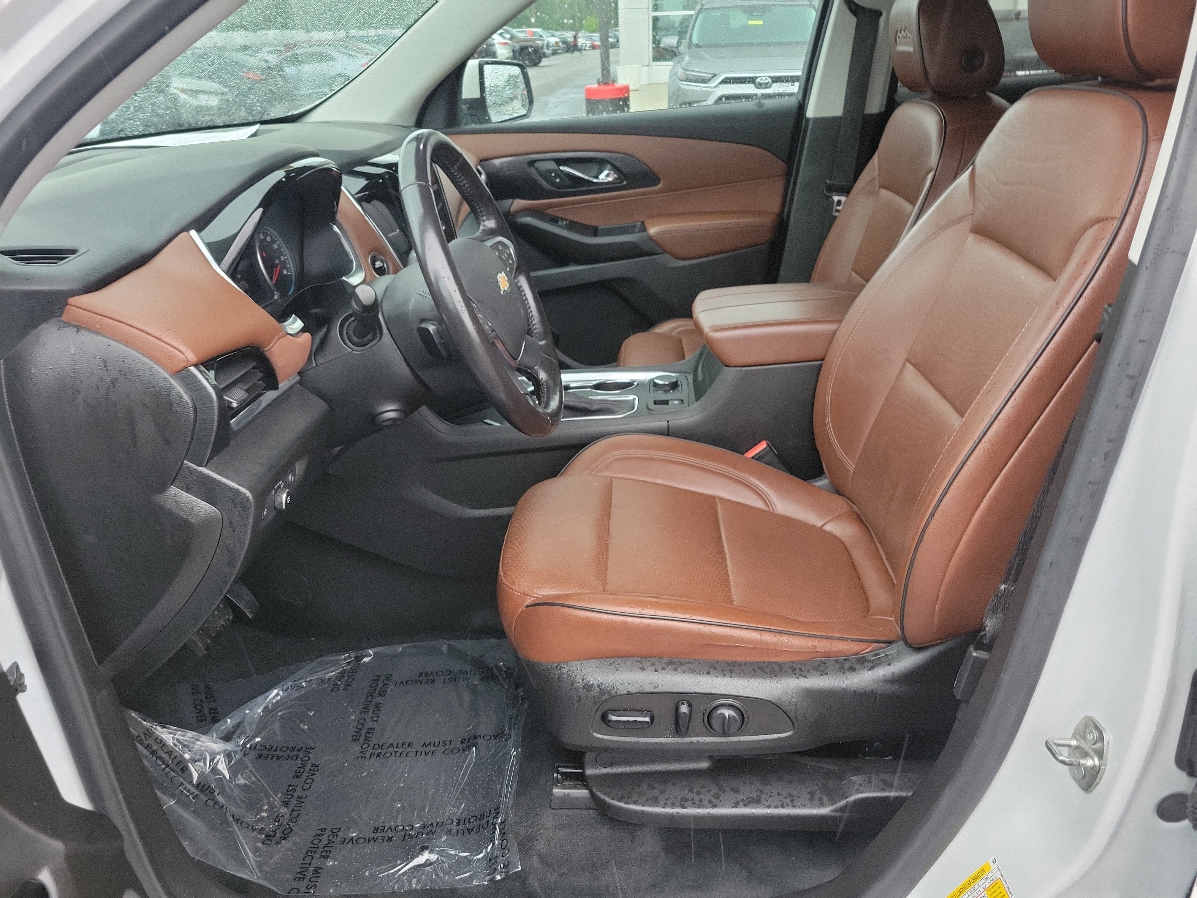 Used 2021 Chevrolet Traverse High Country AWD/4WD image 28