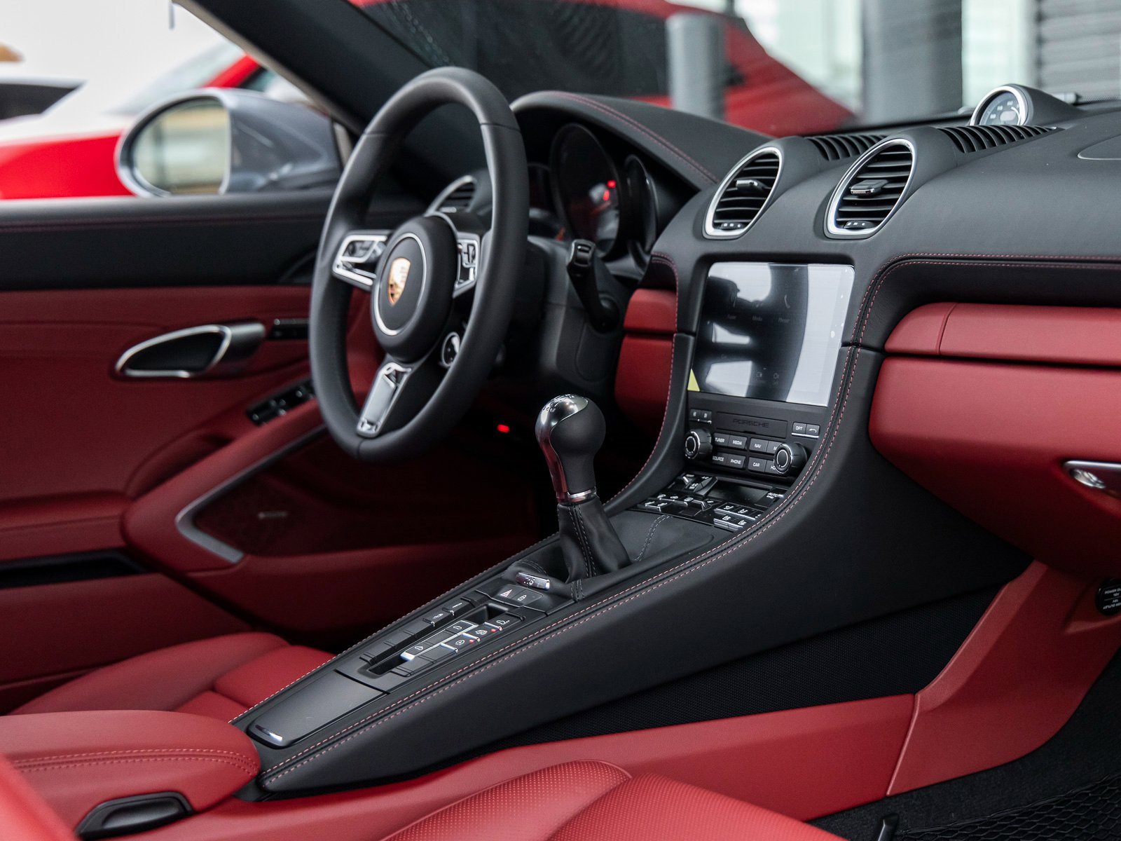 Used 2025 Porsche 718 Boxster S image 38