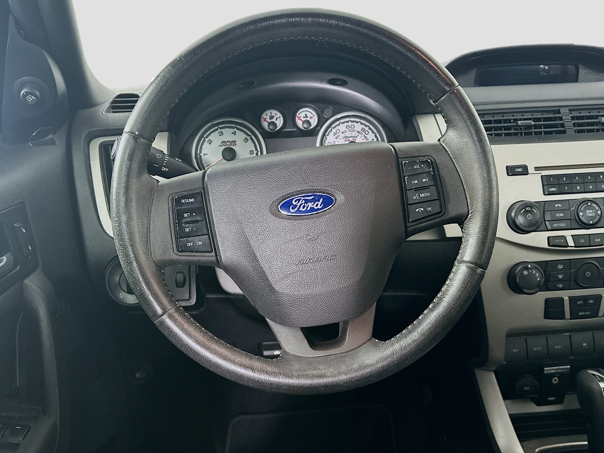 Used 2011 Ford Focus SES w/ 401A Rapid Spec Order Code FWD image 17