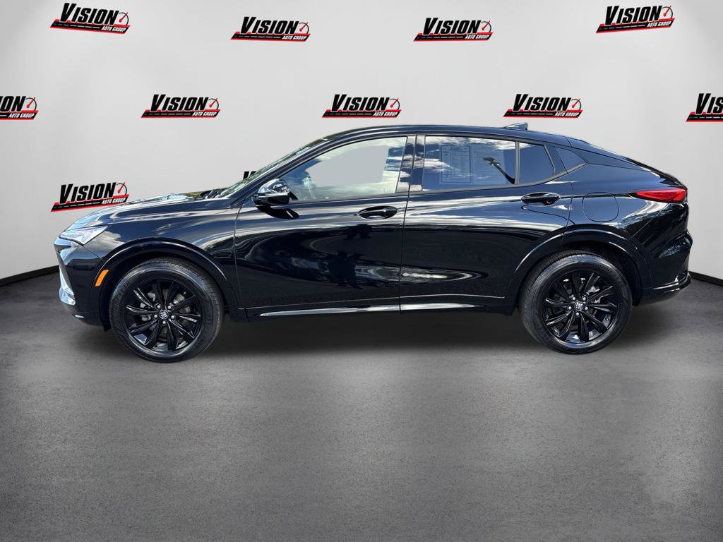 Used 2024 Buick Envista Sport Touring w/ Convenience I Package FWD image 8