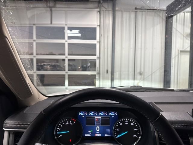 Used 2023 Ford Expedition XLT image 7