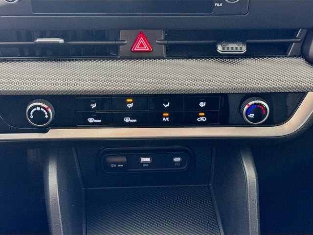 Certified 2025 Kia Sportage LX image 16
