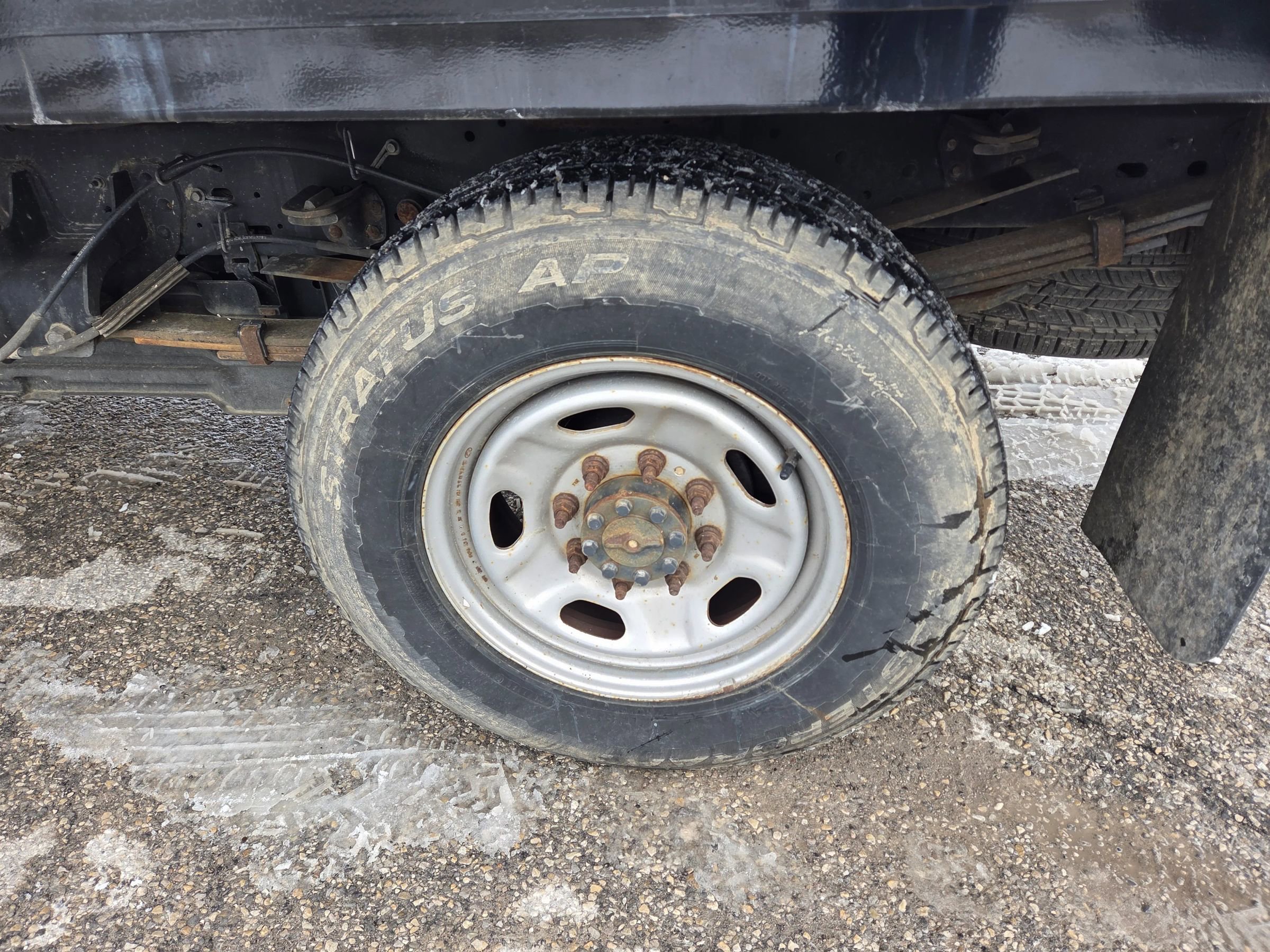 Used 2011 Ford F350 XL w/ Camper Pkg image 7