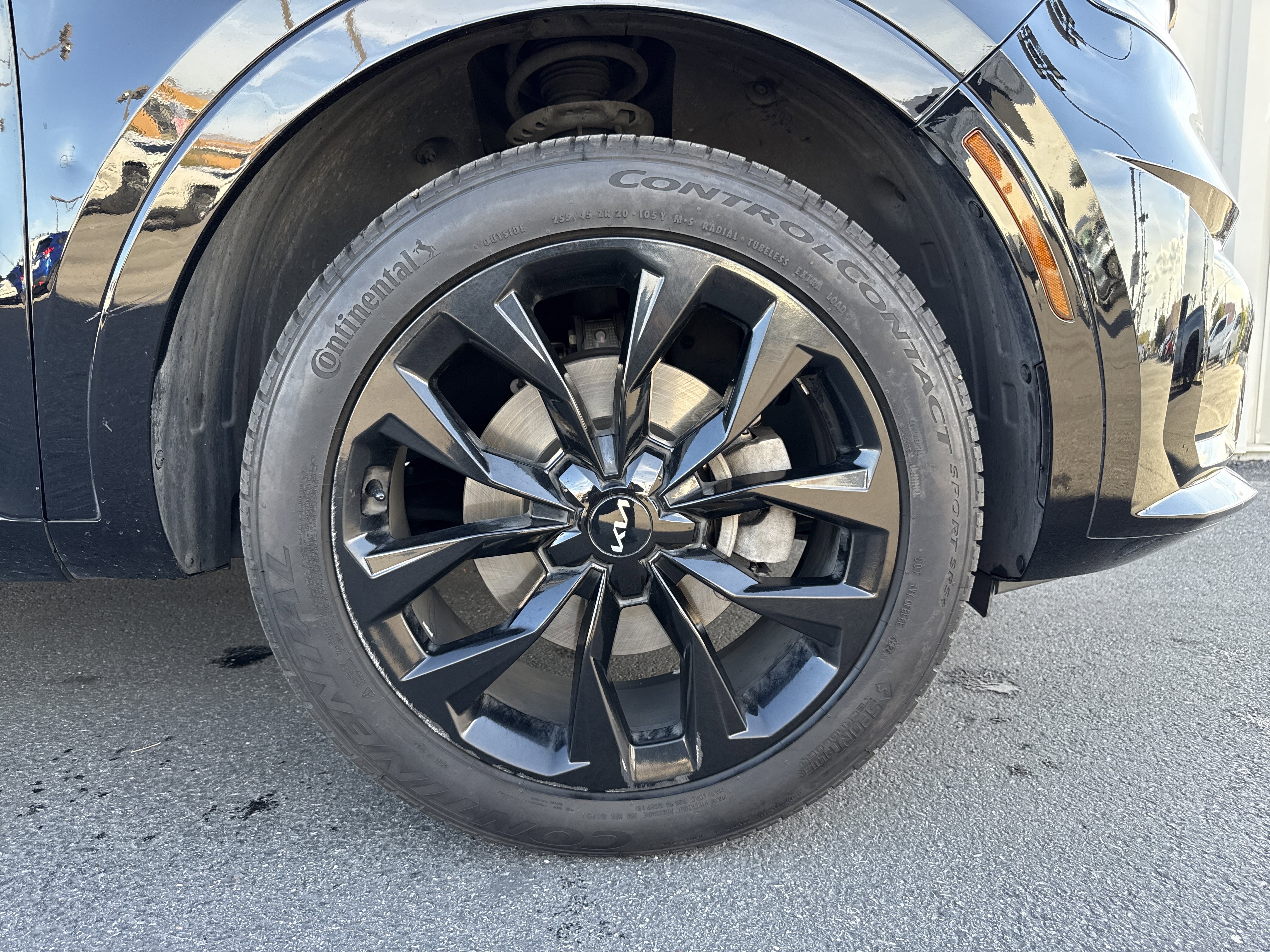 Used 2023 Kia Sorento SX image 18