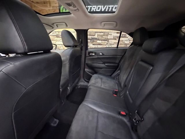 Used 2022 Mitsubishi Eclipse Cross SEL AWD/4WD image 31