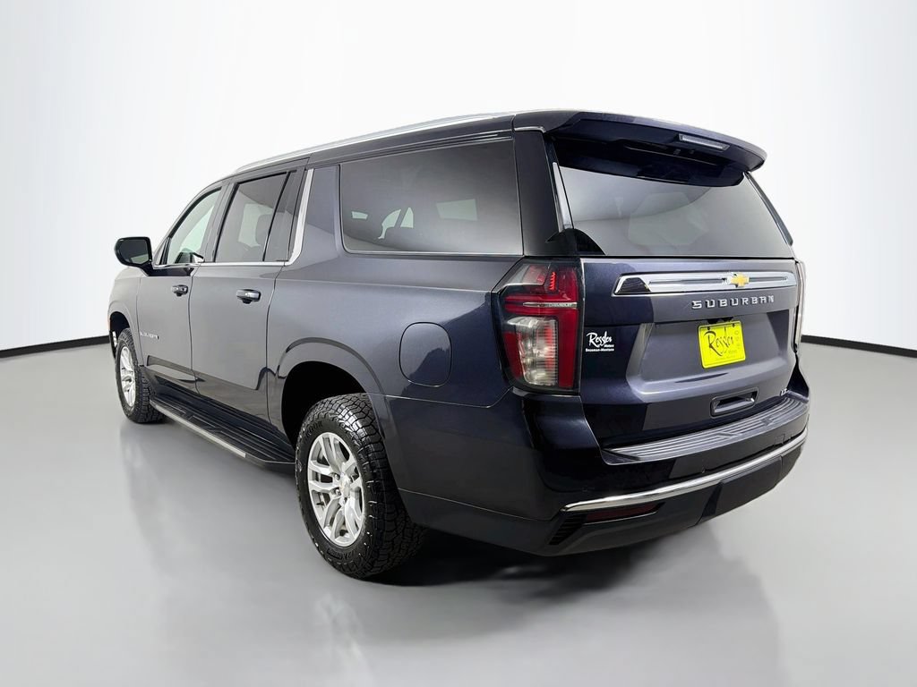 Used 2022 Chevrolet Suburban LT AWD/4WD image 8