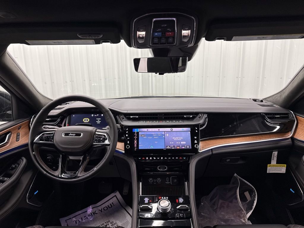 New 2026 Jeep Grand Cherokee Summit image 15