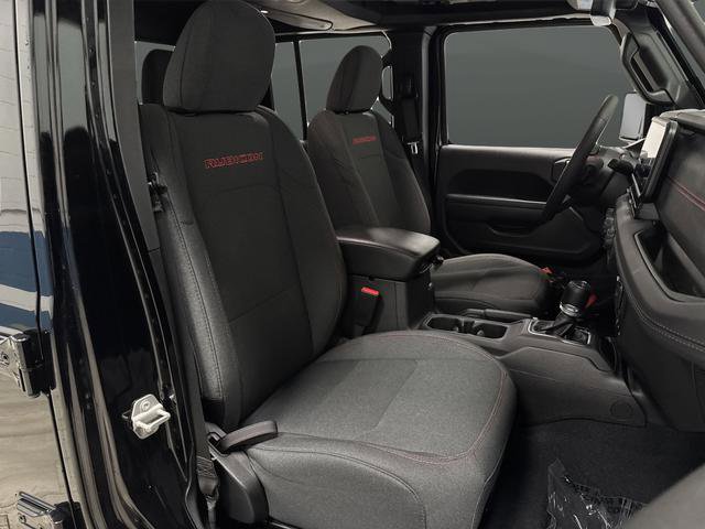 Used 2024 Jeep Gladiator Rubicon w/ Technology Group image 31