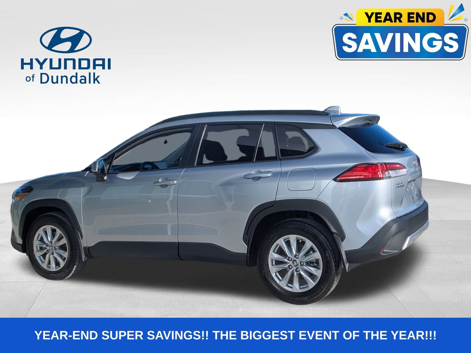 Used 2024 Toyota Corolla Cross LE image 7