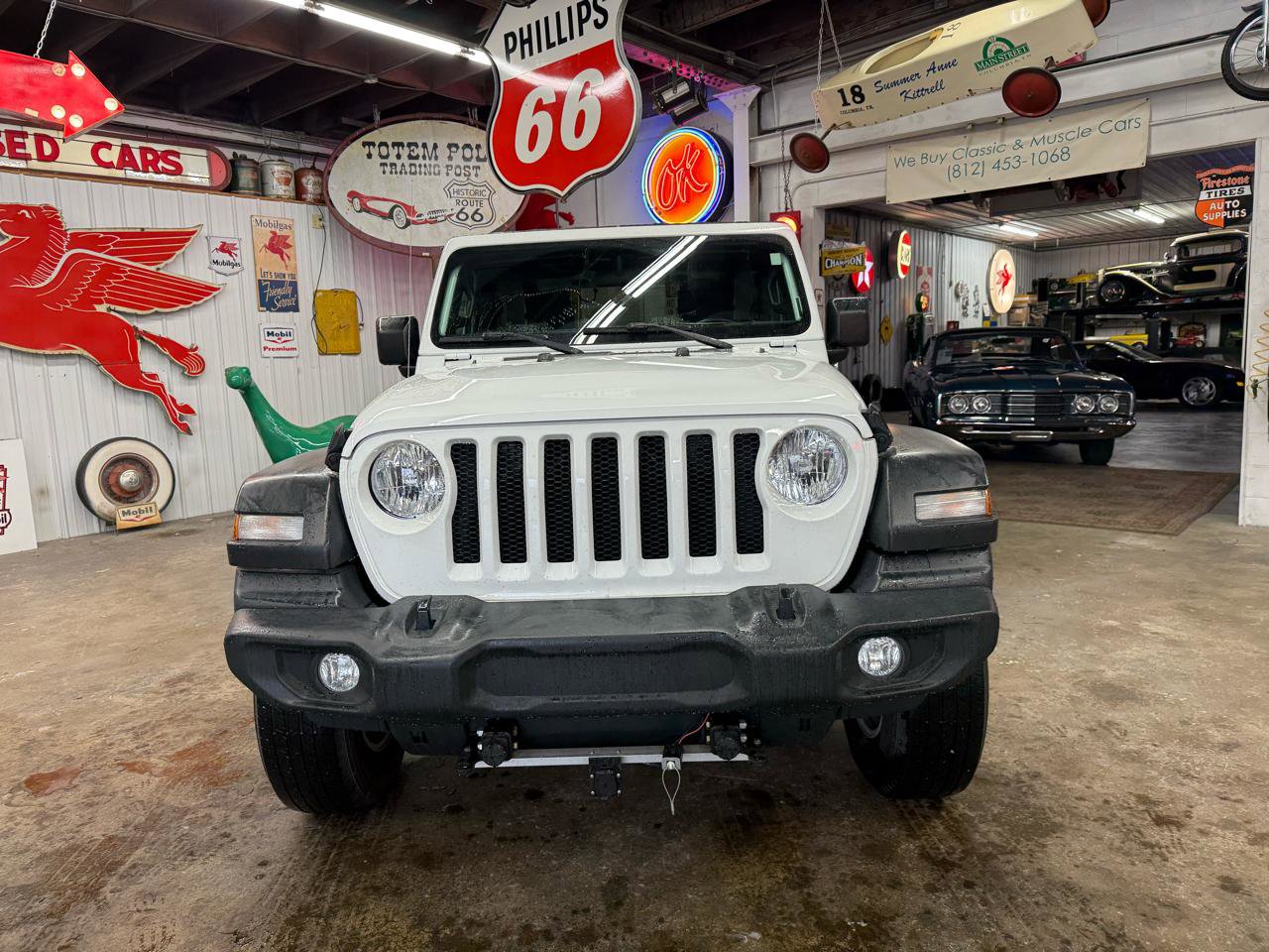 Used 2021 Jeep Wrangler Sport image 8