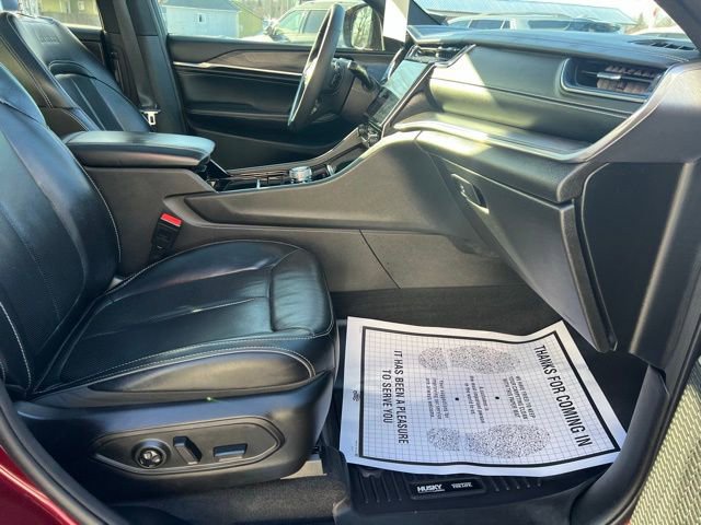 Used 2023 Jeep Grand Cherokee L Overland image 13