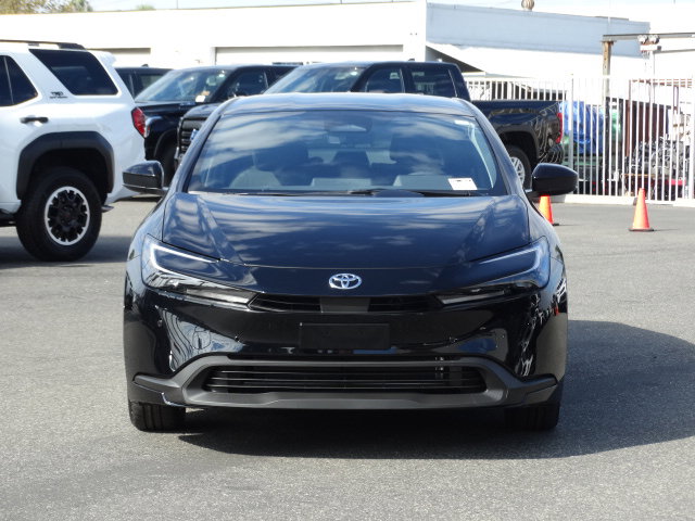 New 2026 Toyota Prius LE FWD image 3