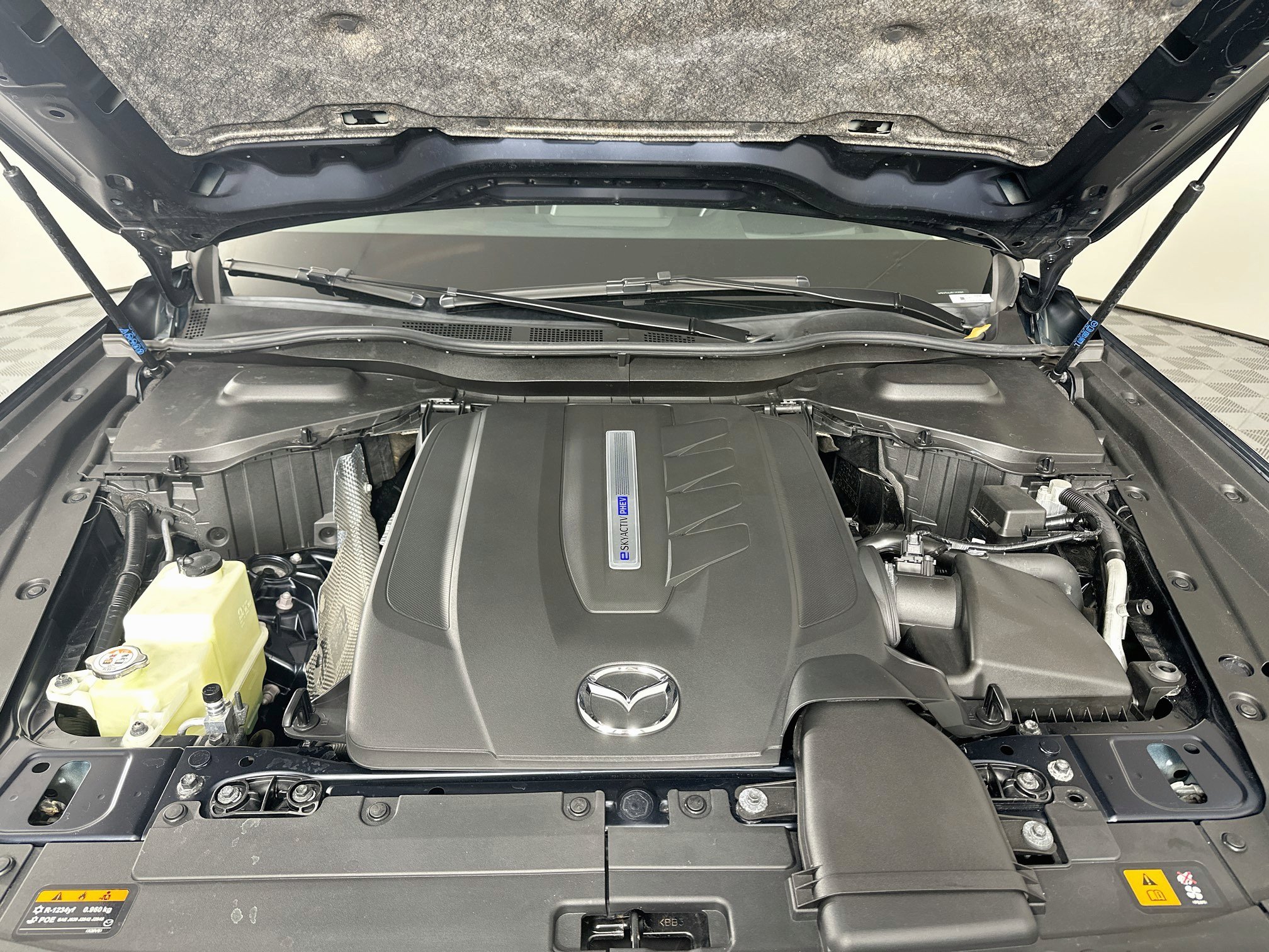 Used 2024 MAZDA CX-90 Plug-In Hybrid w/ Premium Pkg AWD/4WD image 36