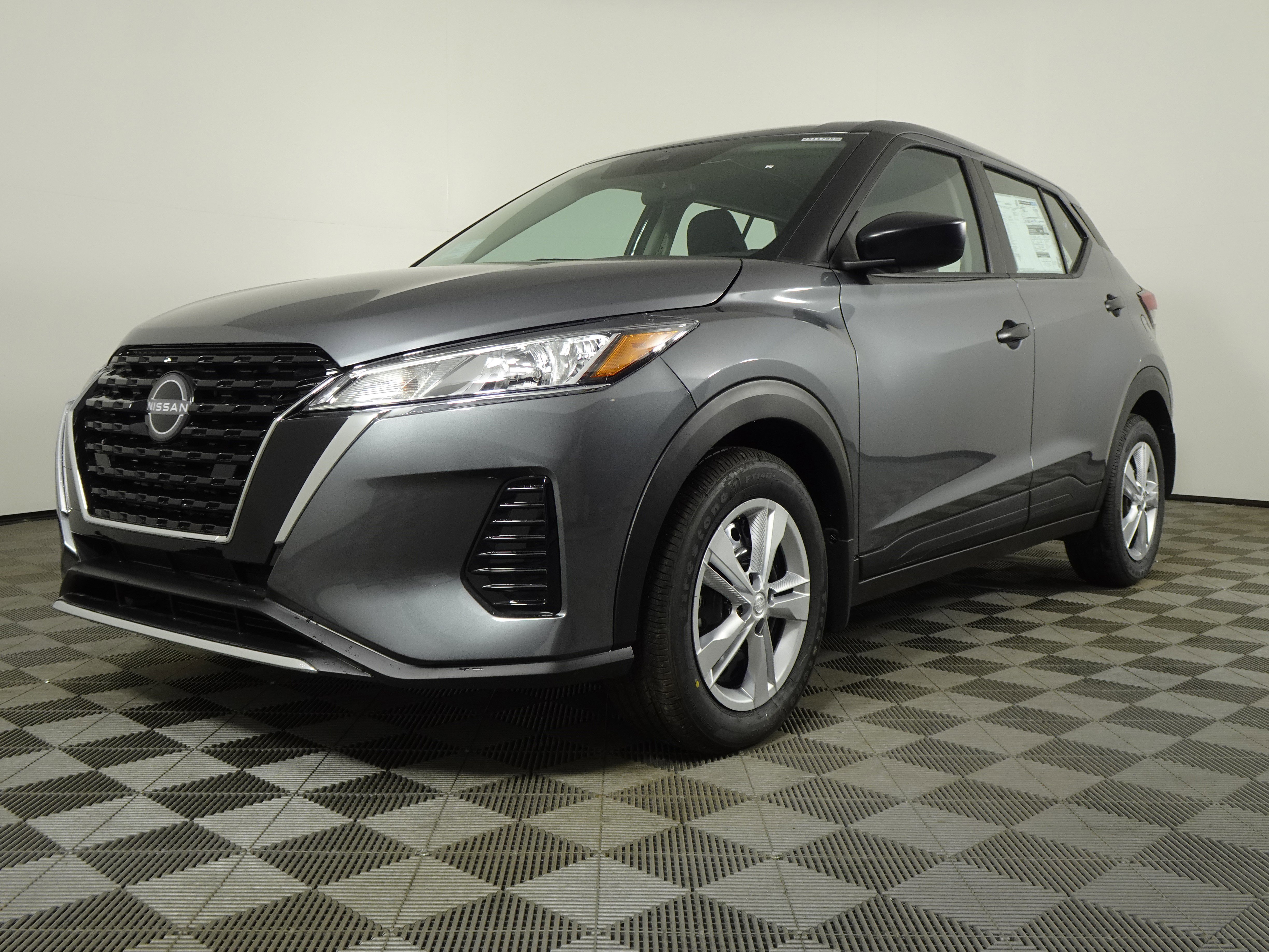 New 2025 Nissan Kicks Play S image 14