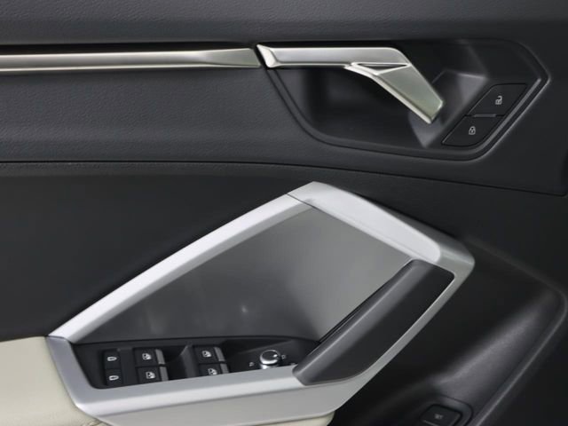 Certified 2025 Audi Q3 2.0T Premium w/ Convenience Package image 11