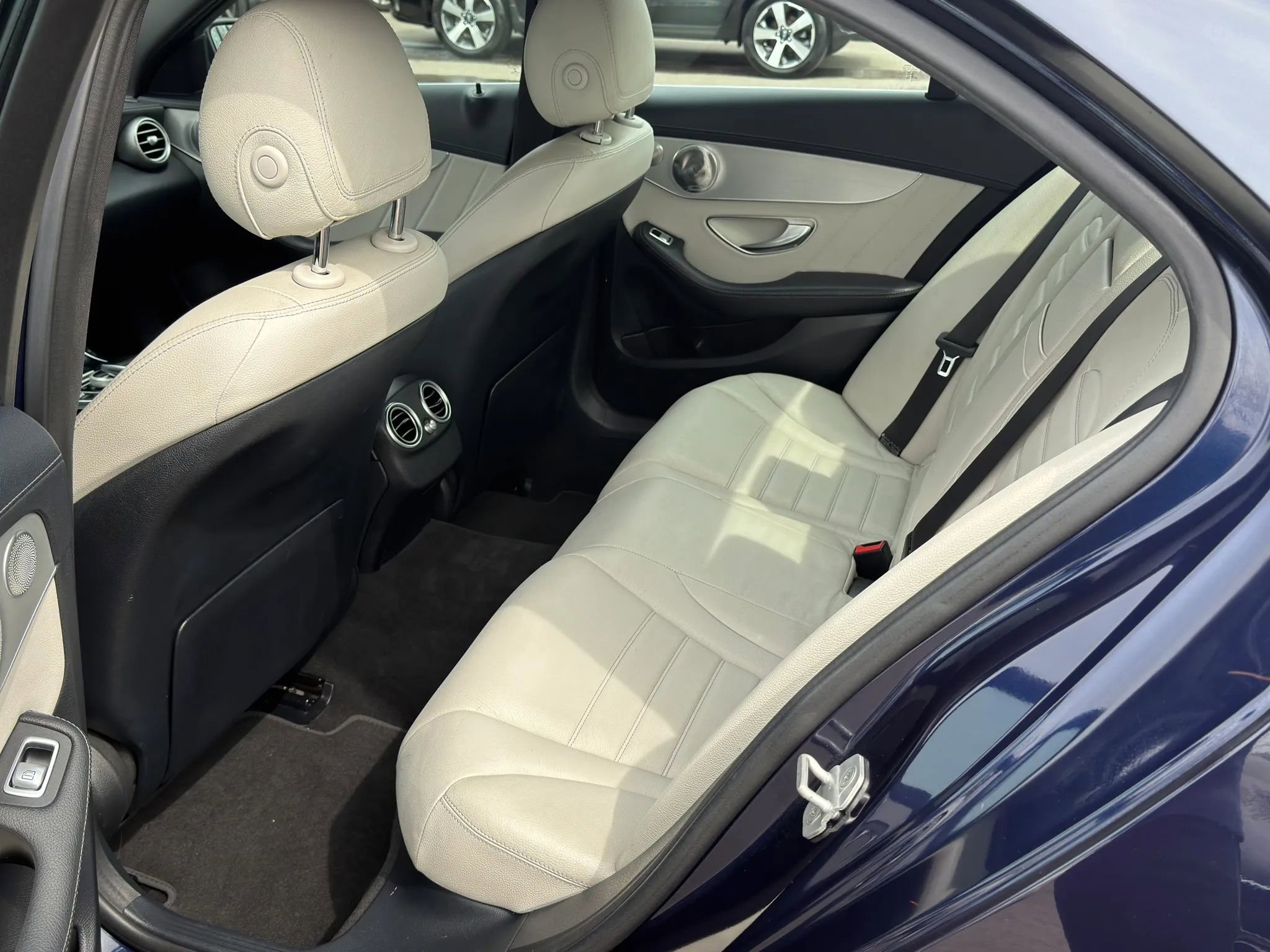 Used 2015 Mercedes-Benz C 300 4MATIC Sedan w/ Driver Assistance Package image 12