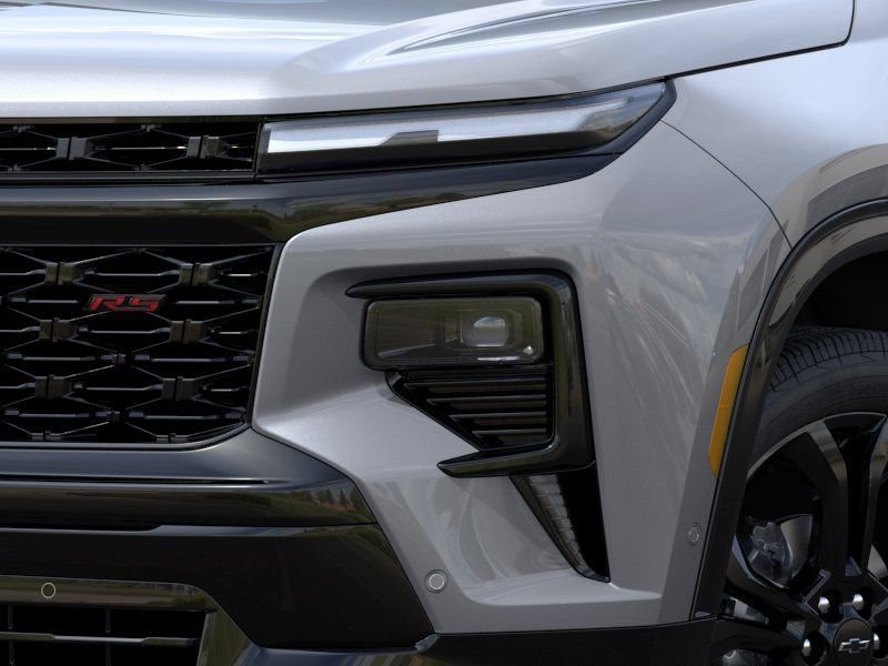 New 2027 Chevrolet Traverse RS w/ LPO, Floor Liner Package AWD/4WD image 10