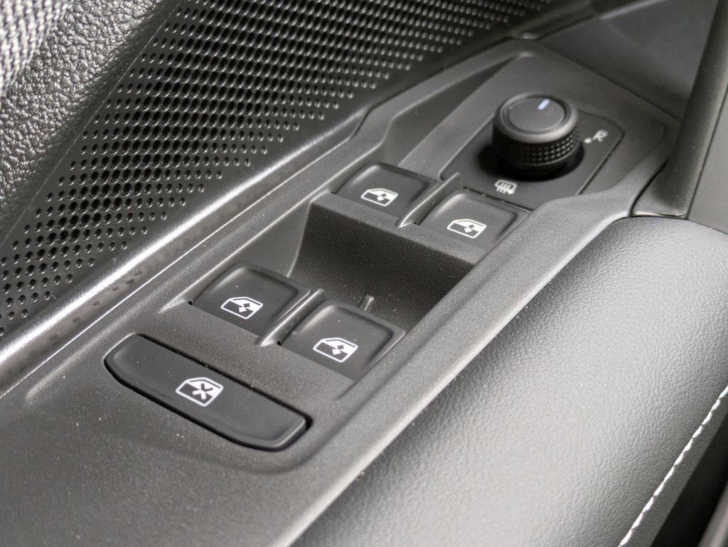 Certified 2026 Volkswagen Tiguan S image 34