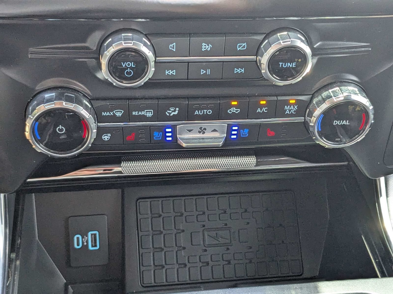 Used 2024 Ford F150 Raptor w/ Equipment Group 803A Raptor R AWD/4WD image 25