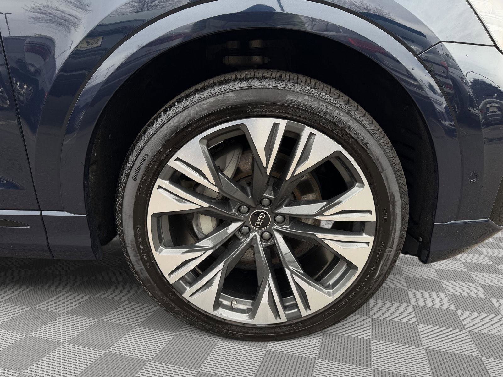 Used 2025 Audi Q8 Premium Plus w/ Premium Plus Package image 10