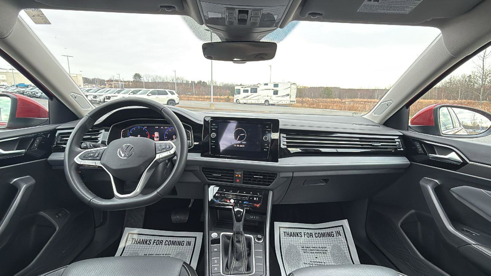 Used 2025 Volkswagen Jetta SEL image 27