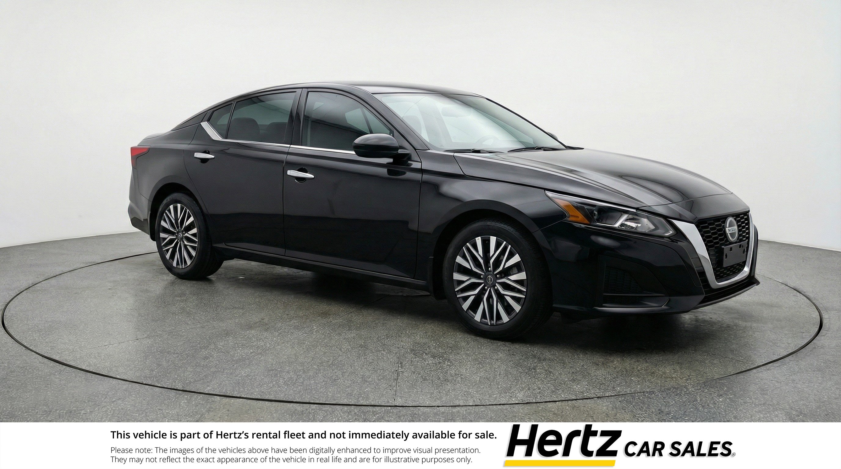 Used 2025 Nissan Altima 2.5 SV image 1