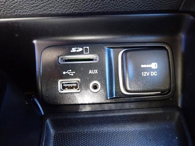 Used 2015 Jeep Cherokee Sport AWD/4WD image 16