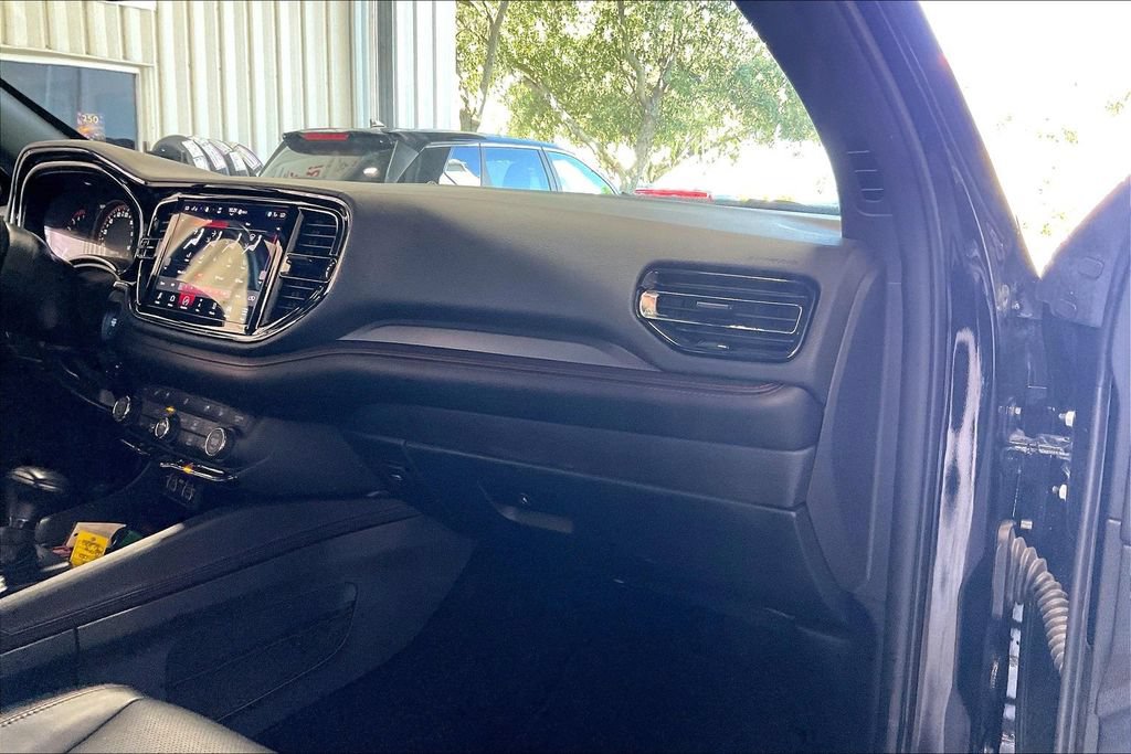 Used 2025 Dodge Durango R/T AWD/4WD image 25