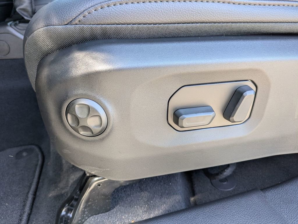 New 2025 Jeep Wrangler Sahara w/ Safety Group image 18