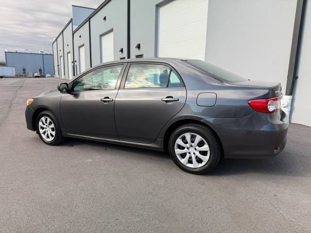 Used 2013 Toyota Corolla LE image 3