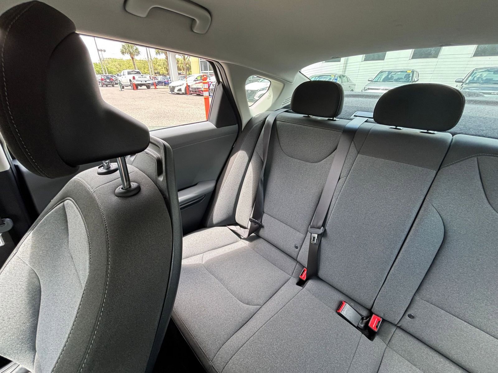Used 2025 Kia K4 FWD image 38