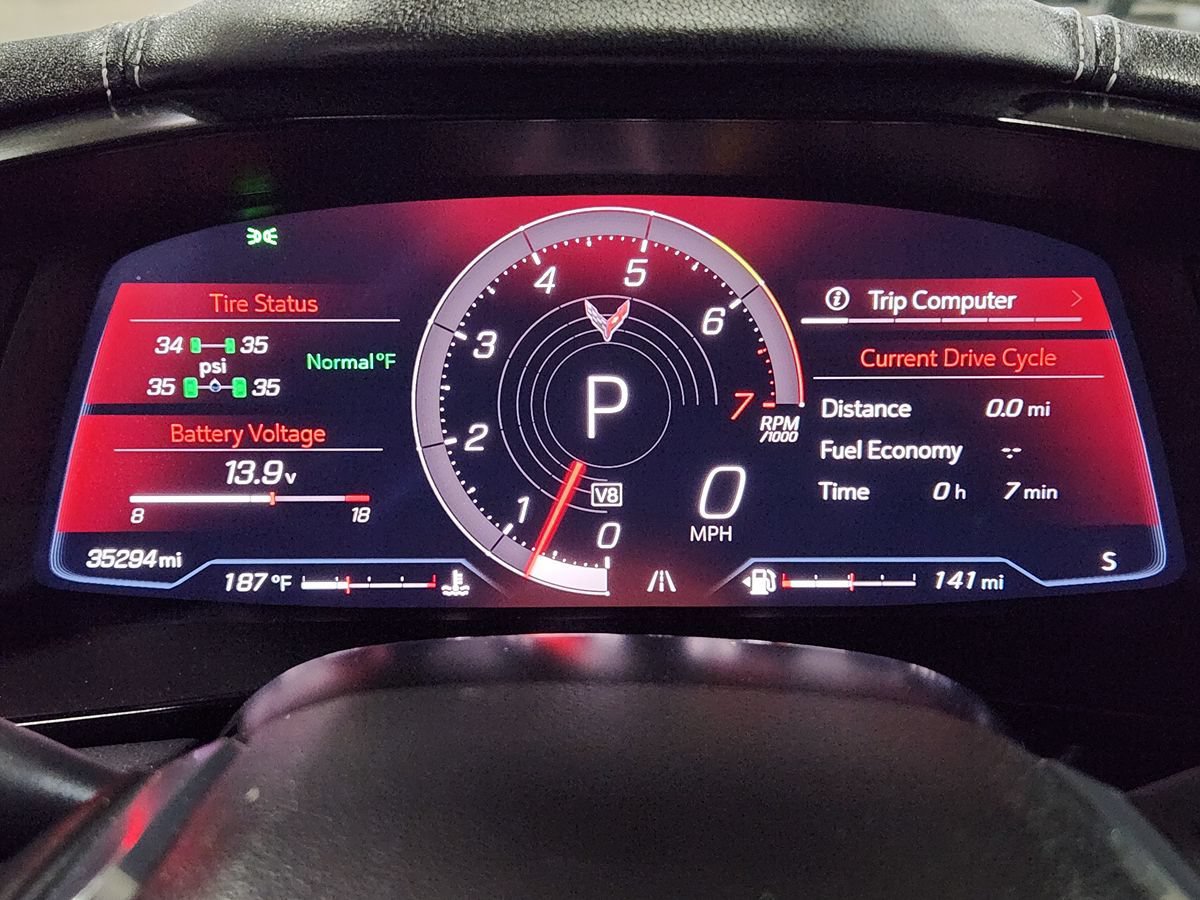 Used 2021 Chevrolet Corvette Stingray Coupe w/ Z51 Performance Package RWD image 34