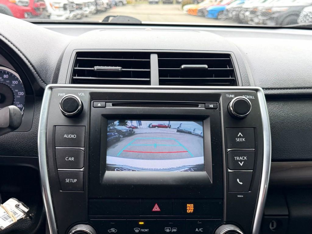 Used 2017 Toyota Camry LE image 25