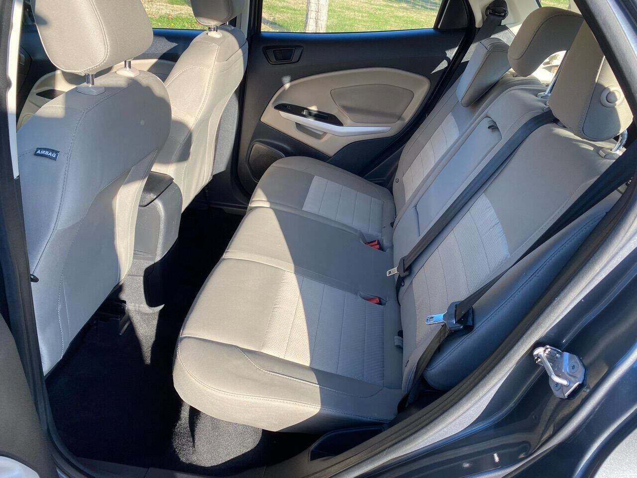 Used 2020 Ford EcoSport S image 8